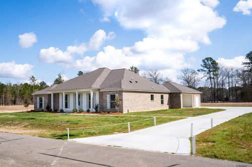 24162 Red Tail Lane, Denham Springs, LA, 70726 | Card Image