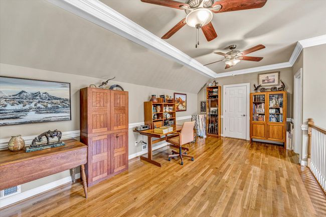 220 Village Lane (39) | Image 31