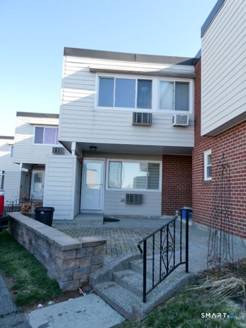 203 West Walk, West Haven, CT, 06516-5962 | Card Image