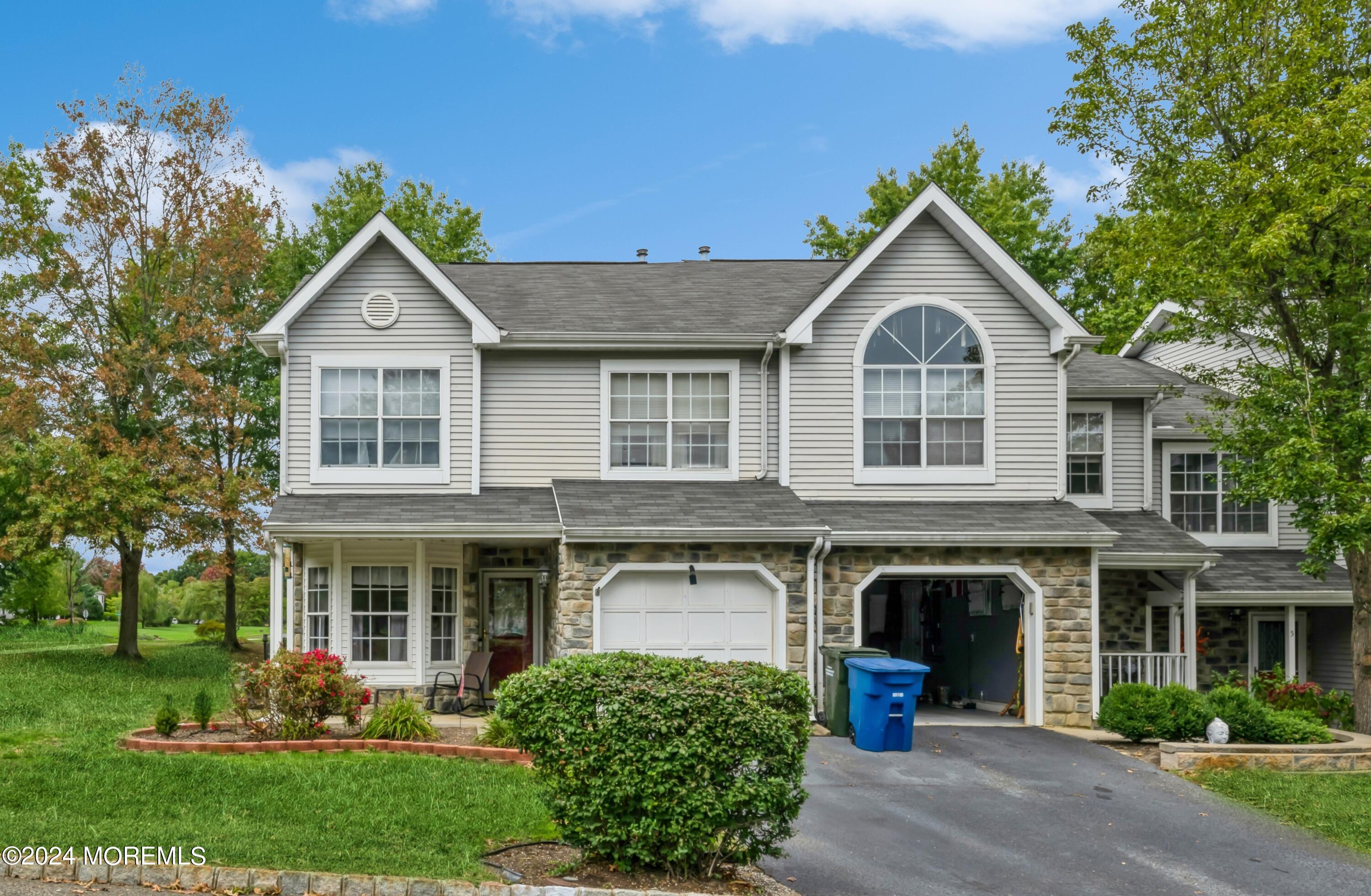 Woodchuck Ct, Tinton Falls, NJ 07753
