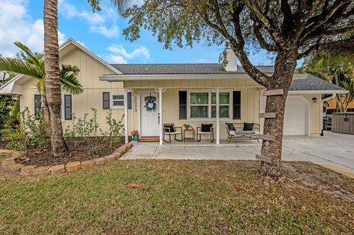 2573 Se Lily St, Port St. Lucie, FL, 34952-7431 | Card Image