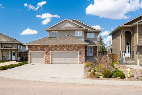 4014 74 Ave, Lloydminster, AB, T9V2K4 | Card Image