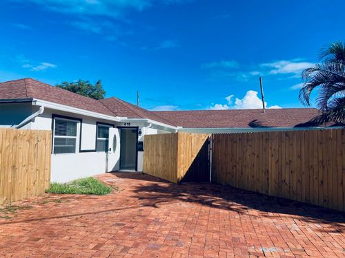 615 Ne 2nd Ave, Delray Beach, FL, 33444-4014 | Card Image