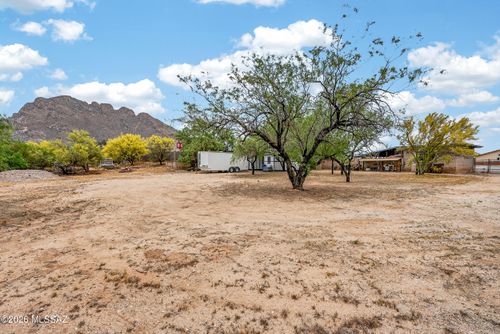 502 W Hardy Rd, Oro Valley, AZ, 85704-4820 | Card Image
