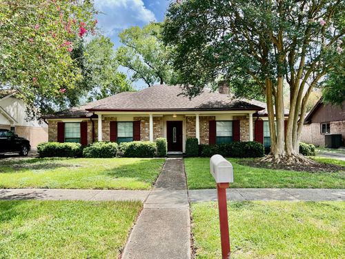 6011 Green Falls Dr, Houston, TX, 77088-4106 | Card Image