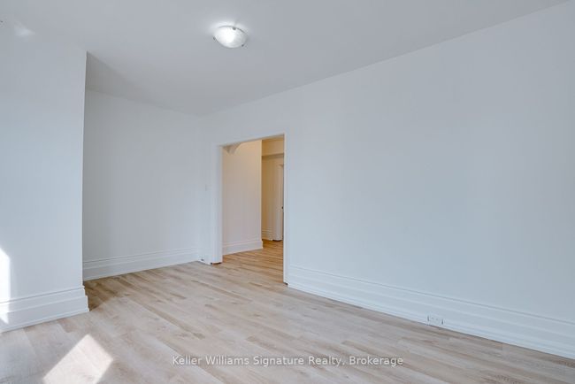 43 Centre St, Home with 5 bedrooms, 3 bathrooms and 2 parking in St. Catharines ON | Image 25