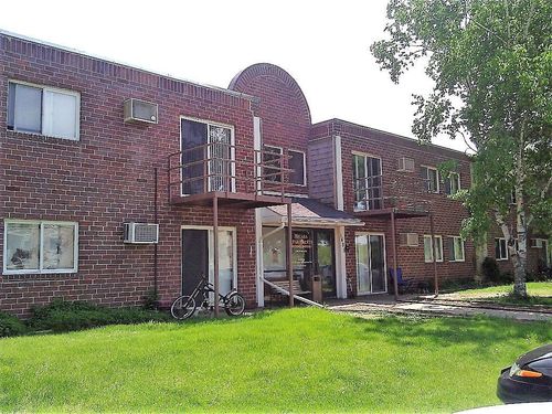 209-1485 Wildcat Ct, River Falls, WI, 54022-2739 | Card Image