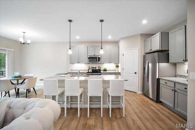 719 Myatt Dr, House other with 3 bedrooms, 2 bathrooms and 2 parking in Wentzville MO | Image 7