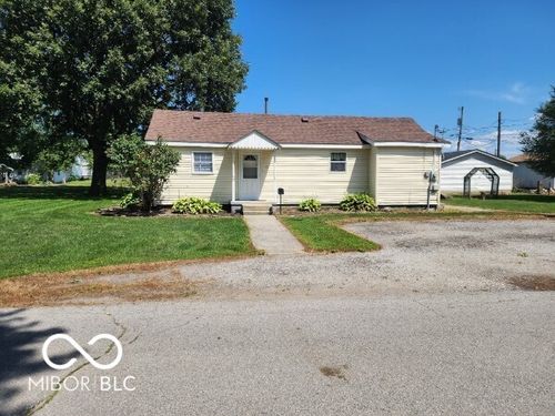 621 W Superior St, Lebanon, IN, 46052-2470 | Card Image