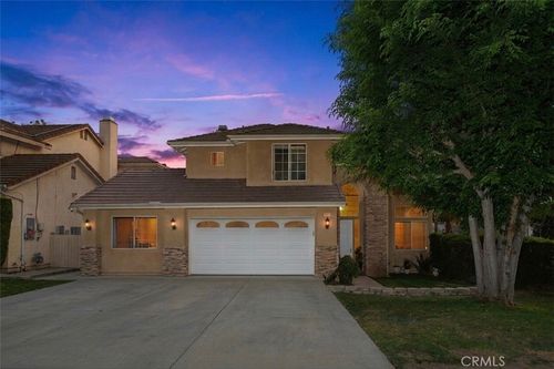 1250 Loma Vista St, Pomona, CA, 91768-1436 | Card Image