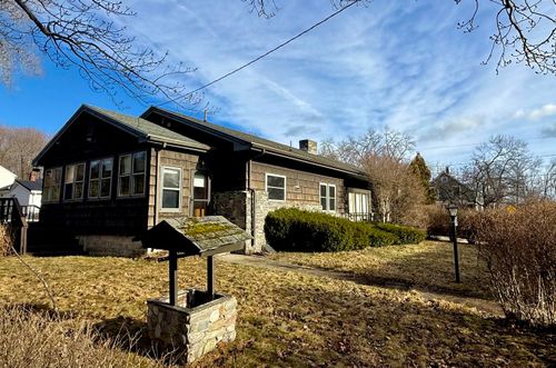 124 E Kidder Street, Portland, ME, 04103 | Card Image