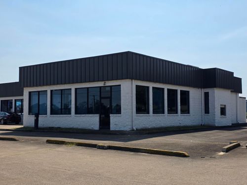 1002 Crossroads Dr, Lawrenceburg, KY, 40342 | Card Image