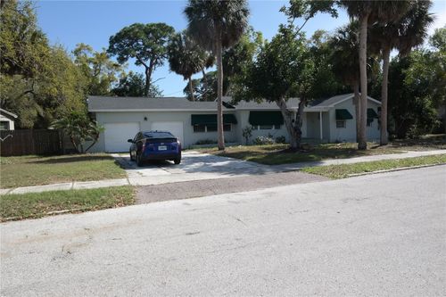 800 E Harbor Dr S, SAINT PETERSBURG, FL, 33705-3033 | Card Image