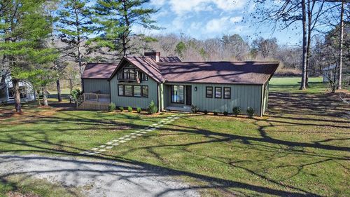 1651 Pennsylvania Ave, Jamestown, TN, 38556-2569 | Card Image