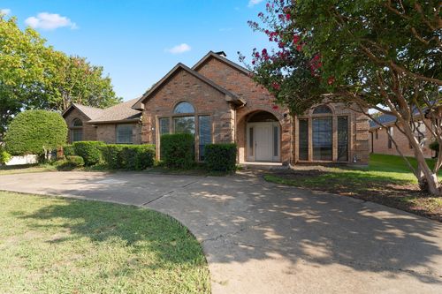 3024 La Prada Dr, Mesquite, TX, 75150-1146 | Card Image