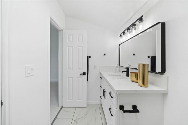 8026 Gribble St, House other with 5 bedrooms, 3 bathrooms and 4 parking in San Diego CA | Image 25