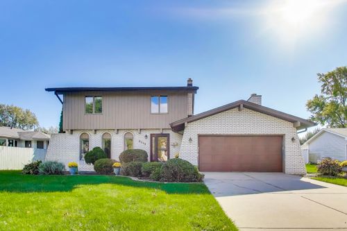 9449 Primrose Ln, Munster, IN, 46321-3611 | Card Image