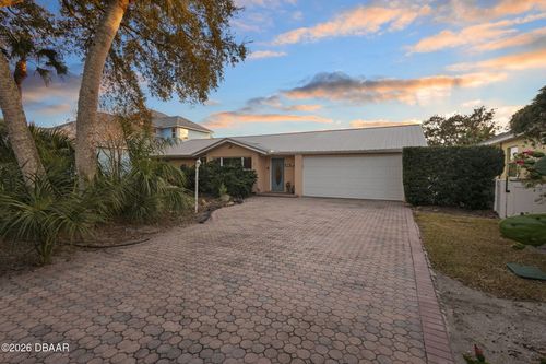 33 Cunningham Drive E, New Smyrna Beach, FL, 32168 | Card Image