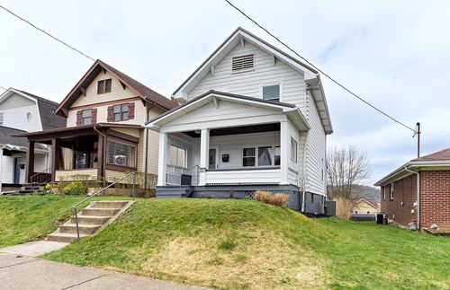 2017 Leishman Ave, Arnold, PA, 15068-4246 | Card Image