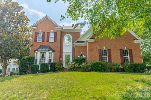 6216 Creek Breeze Rd, Charlotte, NC, 28269-0682 | Card Image
