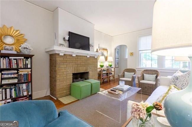 B - 1001 Amsterdam Ave Ne, Home with 2 bedrooms, 1 bathrooms and null parking in Atlanta GA | Image 8