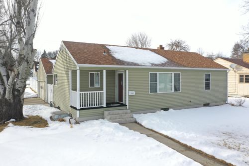 1301 N 2nd Street, ABERDEEN, SD, 57401 | Card Image