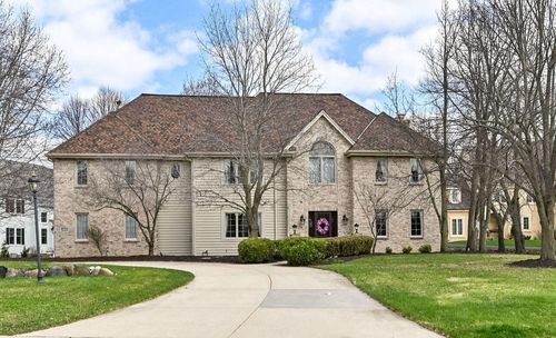 2820 Norman Dr, Brookfield, WI, 53045-3378 | Card Image