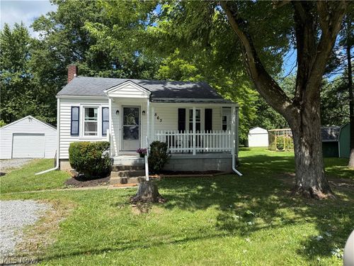 4563 Nutwood Avenue Nw, Champion, OH, 44483 | Card Image