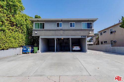 6-11749 Riverside Dr, Valley Village, CA, 91607-4037 | Card Image