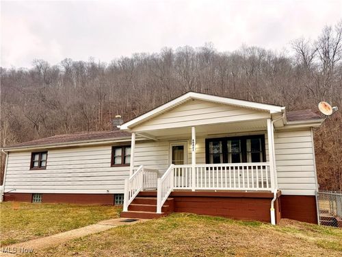 60421 Johnson Avenue, Shadyside, OH, 43947 | Card Image