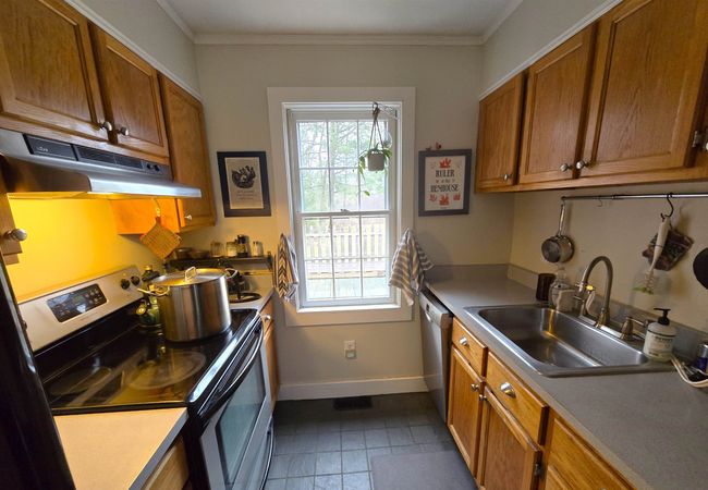 57 Hartley Hill Rd S, House other with 2 bedrooms, 1 bathrooms and null parking in Saxtons River VT | Image 18