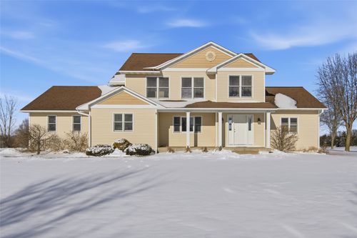 10198 162nd St, Chippewa Falls, WI, 54729-5054 | Card Image