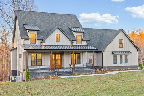 1319 Shady Grove Rd, Clarksville, TN, 37043-7940 | Card Image