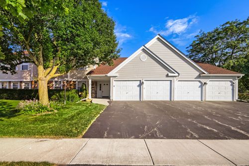 z1-75 Larch Ct, Schaumburg, IL, 60193-7418 | Card Image