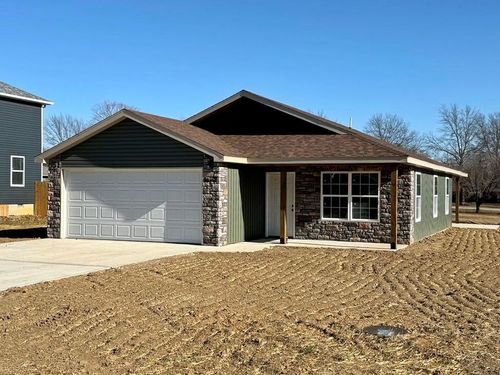 1803 S Elm St, El Dorado Springs, MO, 64744-2201 | Card Image