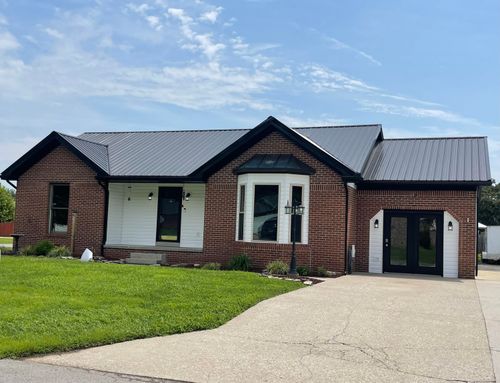 104 Brandon Ln, Barbourville, KY, 40906-7281 | Card Image