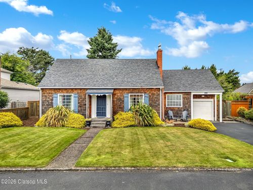 2390 S Edgewood St, Seaside, OR, 97138-5022 | Card Image