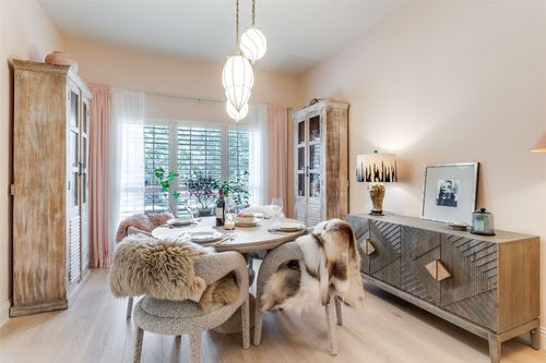 apt-117-10433 High Hollows Dr, Dallas, TX, 75230-4908 | Card Image