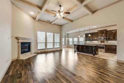 110 Thoroughbred St, Waxahachie, TX, 75165-7541 | Card Image