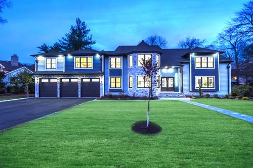 547 Highland Ave, Ridgewood, NJ, 07450-4729 | Card Image