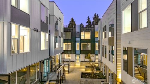 e-12510 35th Ave Ne, Seattle, WA, 98125-4506 | Card Image