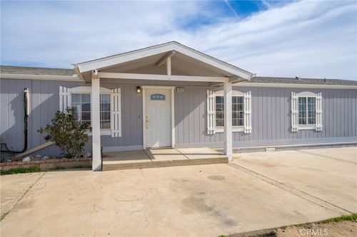 13221 Arena Rd, Pinon Hills, CA, 92372 | Card Image