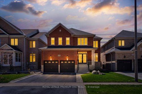 30 Monabelle Crescent, Brampton, ON, L6P1W5 | Card Image