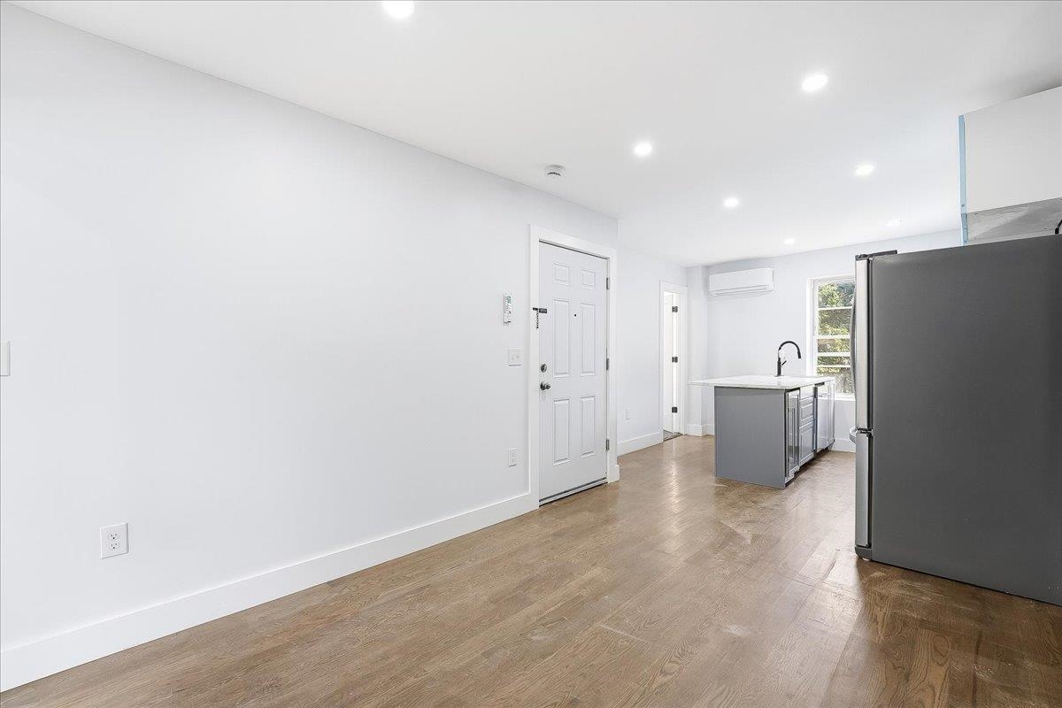 Residential Lease in JC, Downtown 4