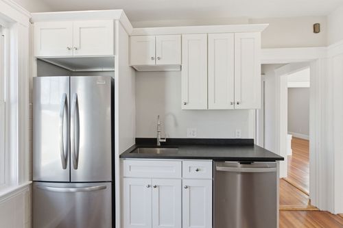 2-113 Minot St, Boston, MA, 02122-2032 | Card Image