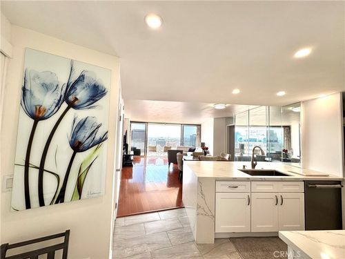 2801-700 E Ocean Blvd, Long Beach, CA, 90803-2521 | Card Image