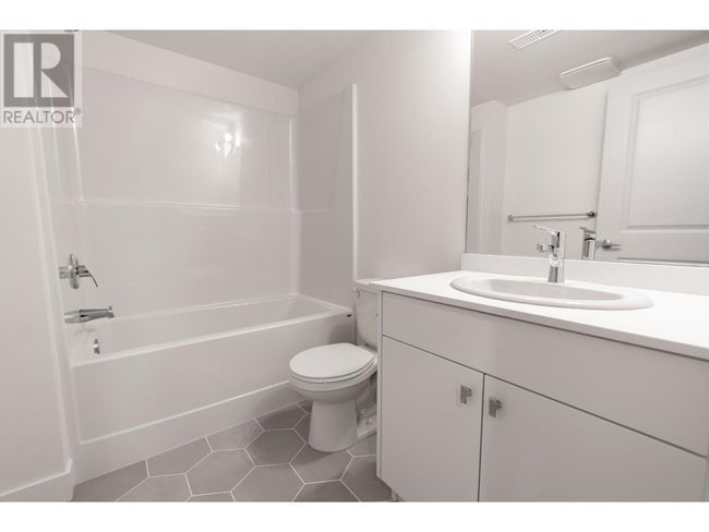 113 - 8960 Dallas Dr, Townhouse with 3 bedrooms, 3 bathrooms and 2 parking in Kamloops BC | Image 24
