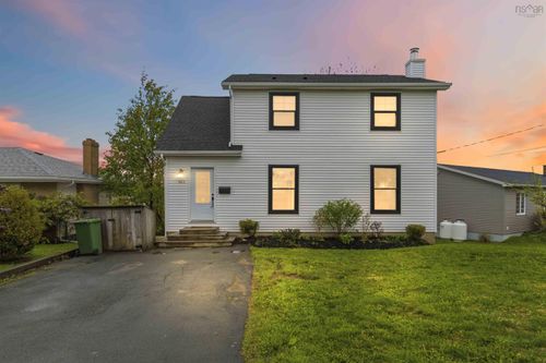 107 Astral Drive, Dartmouth, NS, B2V1B6 | Card Image
