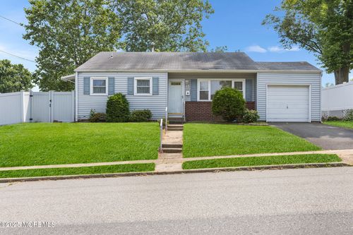 13 Copper Ln, Hazlet, NJ, 07730-1612 | Card Image