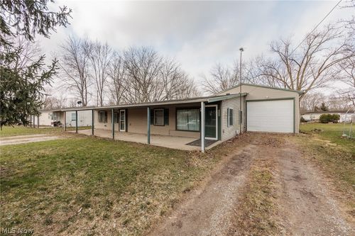 12286 Eaton Blvd, Grafton, OH, 44044-9552 | Card Image